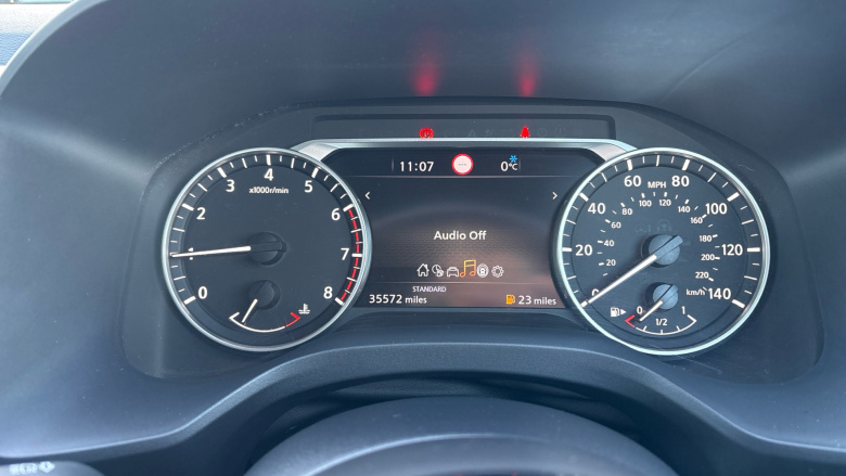 Nissan Qashqai 1.3 DiG-T MH Acenta Premium 5dr Petrol Hatchback